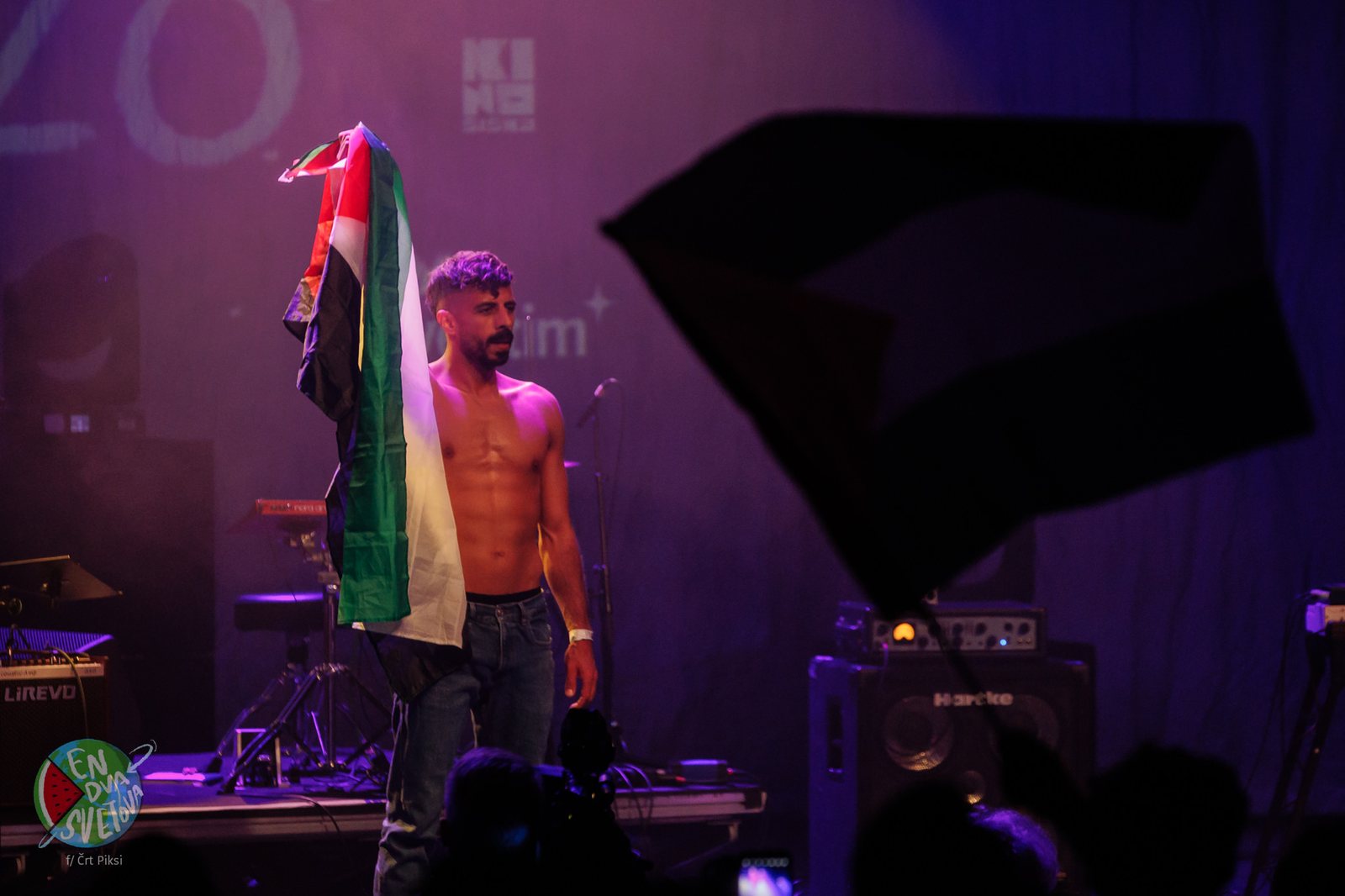 En Dva Svetova – Kino Šiška Stage Appearance